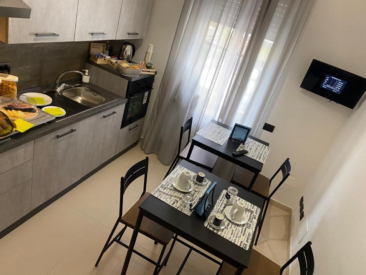 B&B Feni Pompeï Buitenkant foto