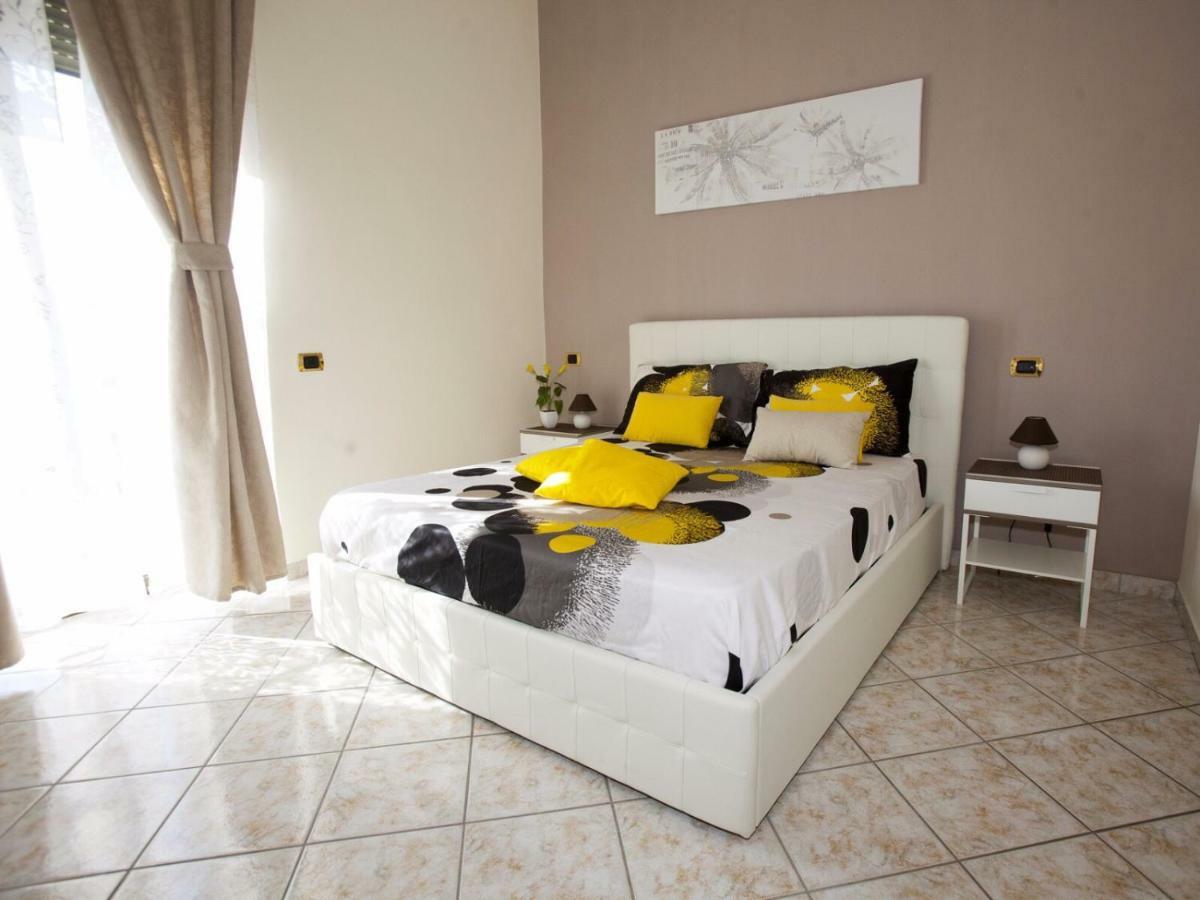 B&B Feni Pompeï Buitenkant foto