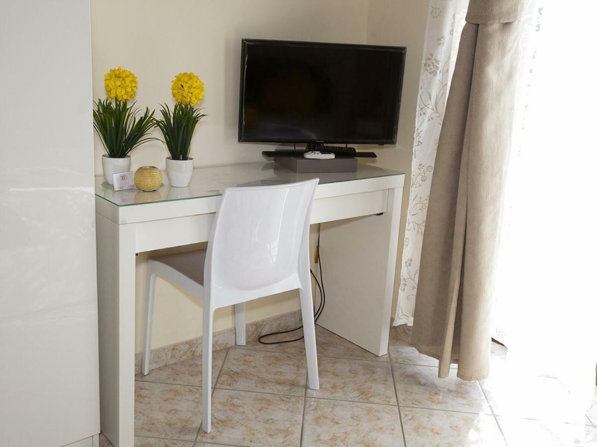 B&B Feni Pompeï Buitenkant foto